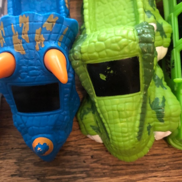 Plastic Monster Truck Toys Snap On Tops Play Cars Dinosaur - Picture 4 of 6